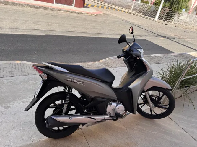 Honda Biz 125 EX/ 125 EX Flex 2024