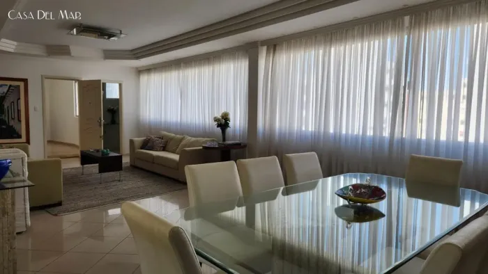 Apartamento para Venda em Florianópolis, Centro, 4 dormitórios, 2 suítes, 6 banheiros, 2 v
