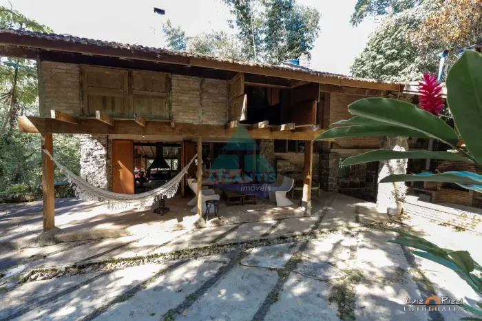 Casa com 6 quartos, Praia Vermelha do Sul, Ubatuba - R$ 2.3 mi, Cod: 2411