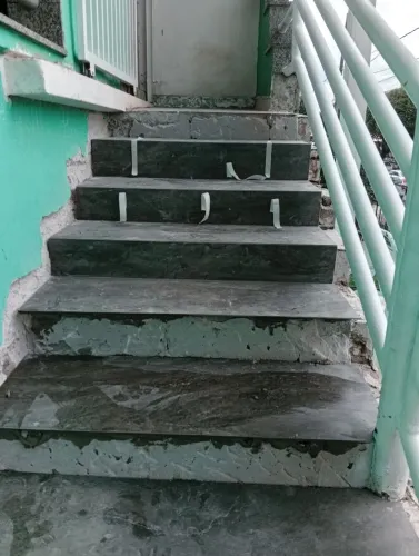 Pedreiro azulejista 