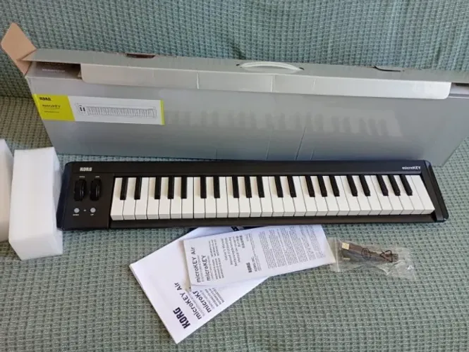 Teclado controlador KORG Microkey 49 Novíssimo