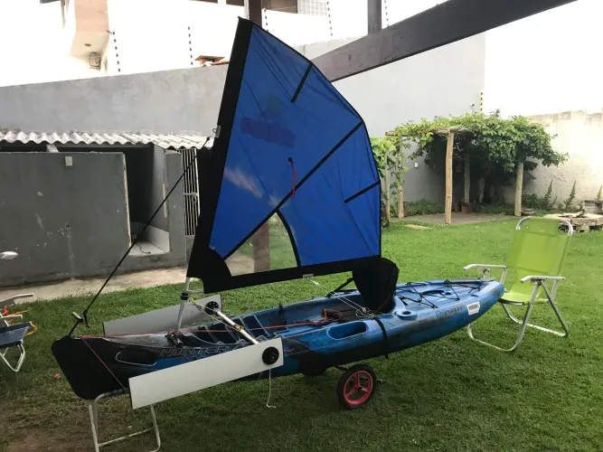 Caiaque Hunter Fishing com kit para Velejar 