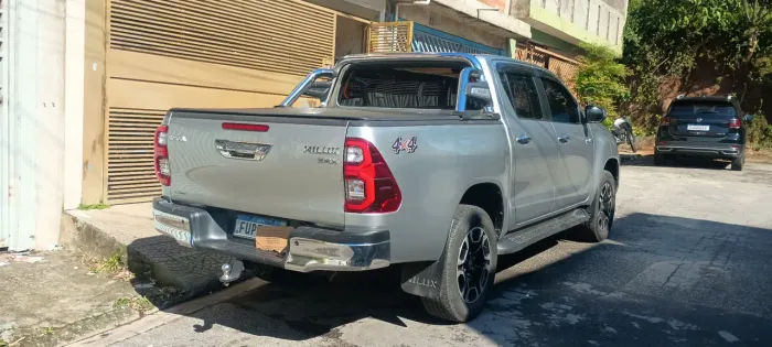 Toyota Hilux CD SRX 4X4 2.8 TDI 16V Diesel Aut. 2021