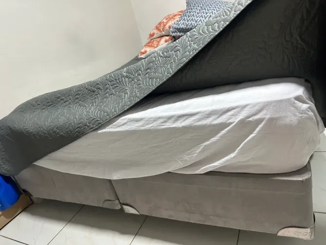 Cama queen 