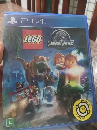 Vendo jogo lego Ps4 jurassic World