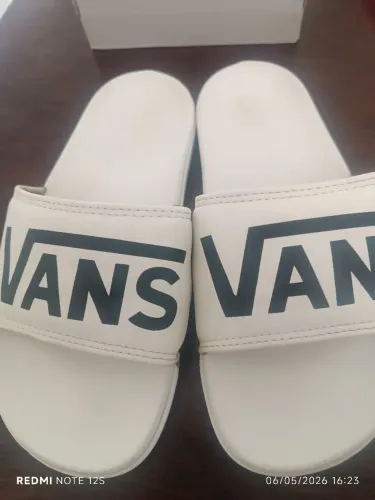 Chinelo vans original 33/34