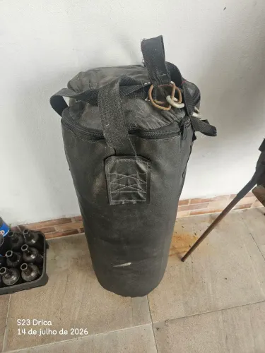 Saco de box em bom estado