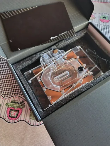 Waterblock RGB Bykski para Galax RTX 4080