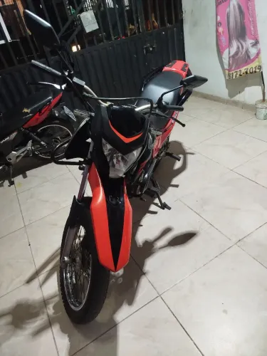 Bros 160 passo financiamento ou vendo quitada