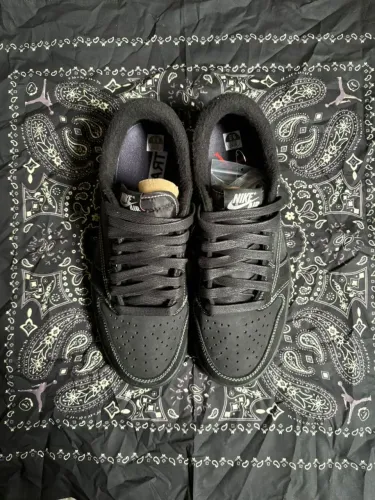 Travis Scott x Air Jordan 1 Black Phantom