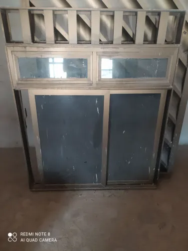 2 Janelas com vidro