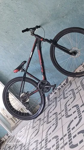 Vendo bike aro 29 muito boa