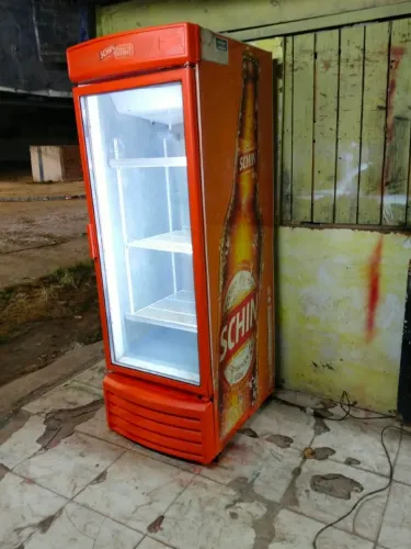 Freezer e expositor cervejeira