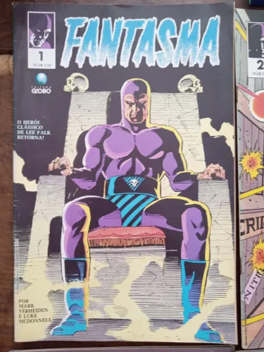 13 gibis do Fantasma editora globo