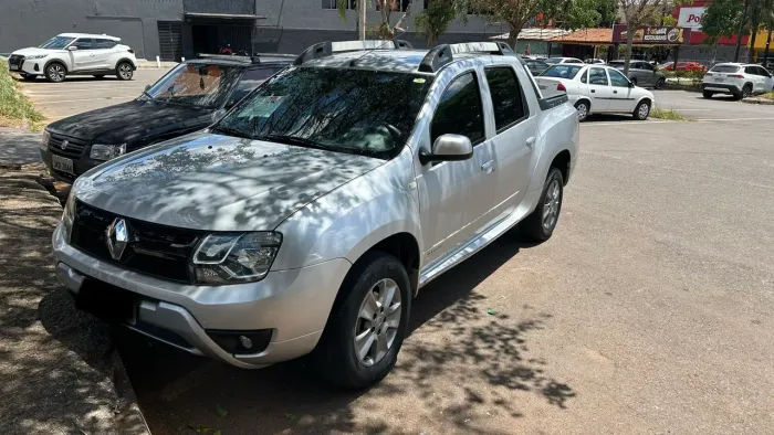 Renault Duster Oroch Dyna. 2.0 Hi-flex 16V Mec. 2016