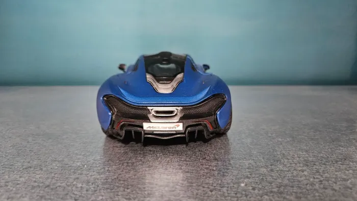 Miniatura Mclaren P1 1:24
