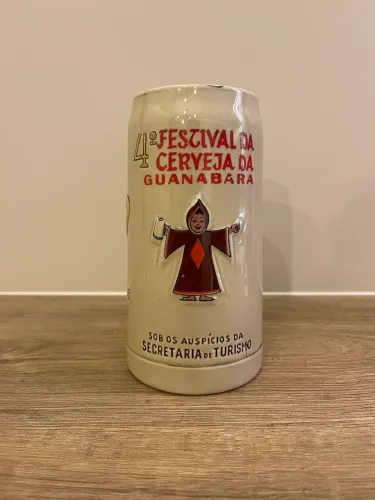 Caneco de chopp do 4º festival da cerveja Guanabara