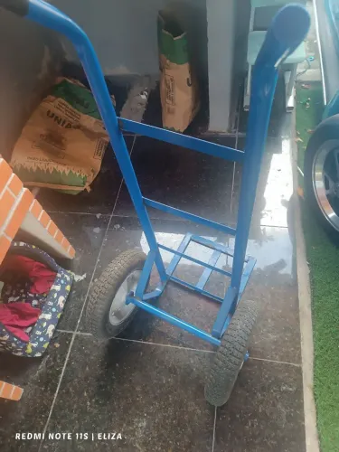 Carrinho de transporte 