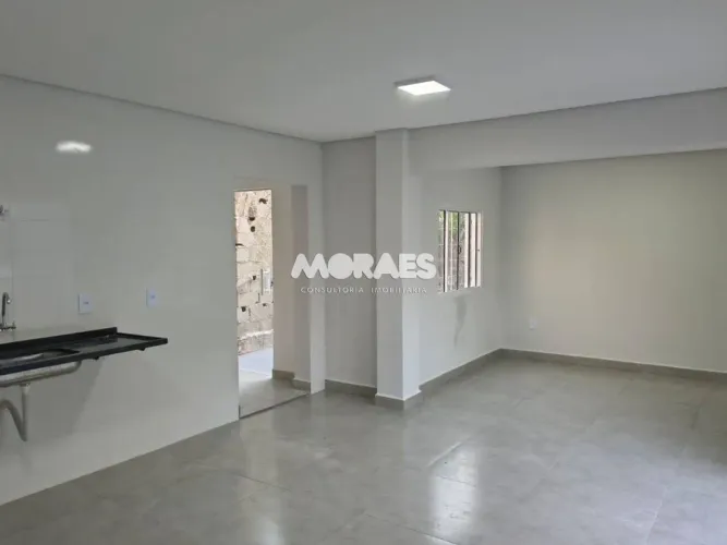 Casa com 3 quartos, 94 m² - venda por R$ 300.000 ou aluguel por R$ 2.800/mês - Tangarás -