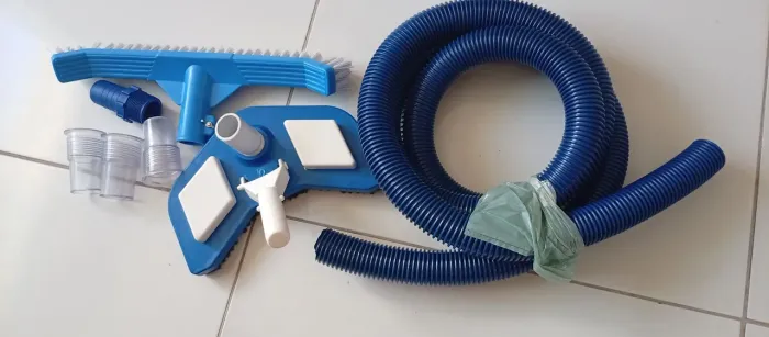 Peças nova nunca usado para limpeza de piscina 