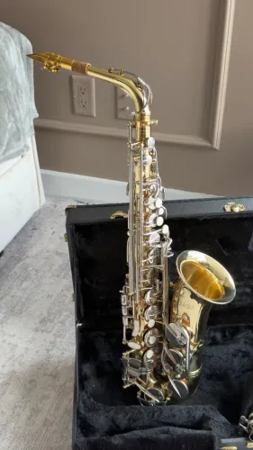 Saxofone Alto EAGLE