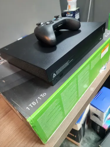 Xbox one x 1TB