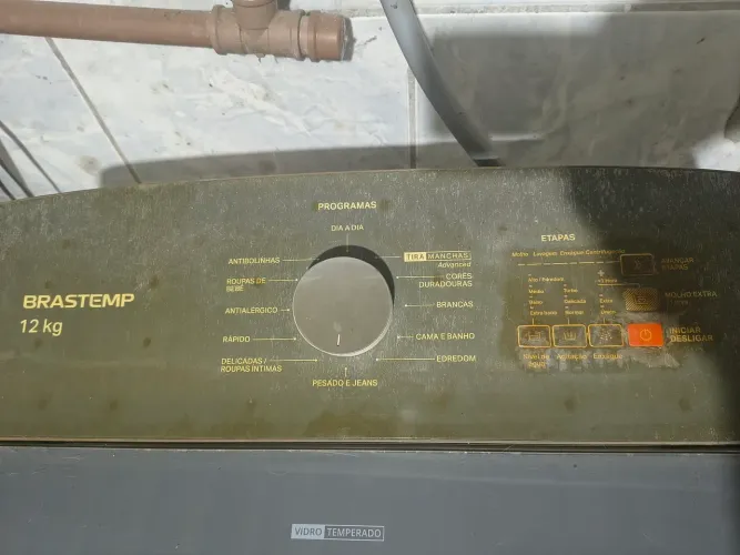 Máquina de lavar roupas Brastemp