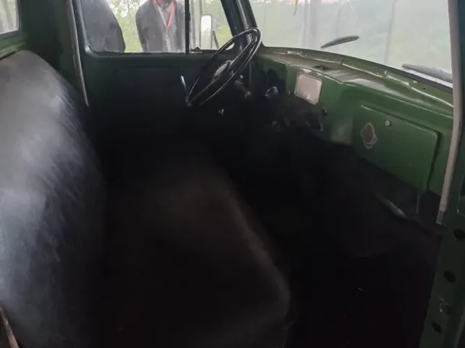 Ford F-75 4X4 2.3 1973