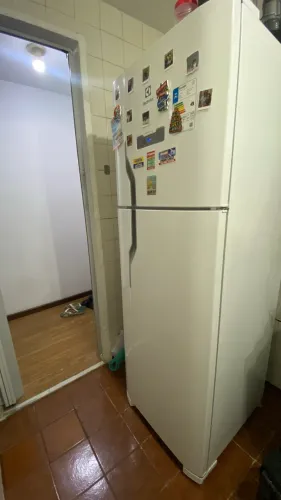 VENDE - SE GELADEIRA DUPLEX