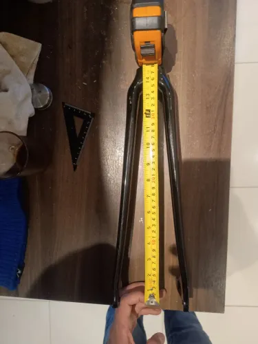 Garfo rígido carbono compatível com bicicletas aro 700