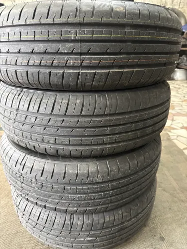 4 pneus 185/65/15