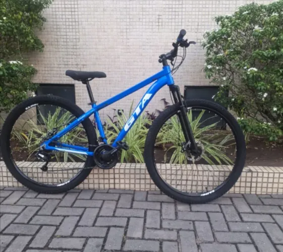 Bicicleta aro 29 Tamanho 15 17 e 19