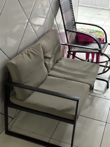 Kit de Varanda Sofá e Mesa