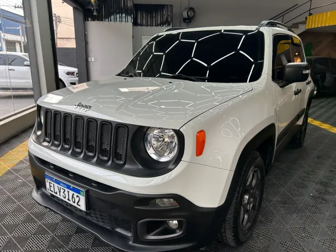Jeep Renegade 1.8 4X2 Flex 16V Mec. 2018