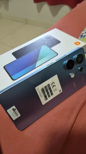 Vende-se Redmim Note 13 ice blue com 8gb RAM ELe 256gb de ROM