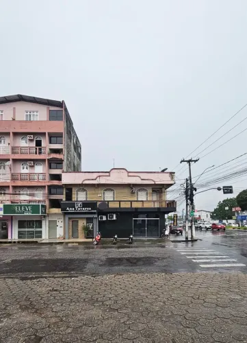 Imóvel para aluguel com 156 metros quadrados em Centro - Castanhal - PA