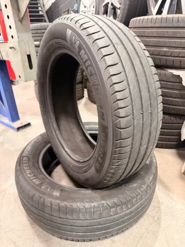 Pneus 185 60R15 Michelin