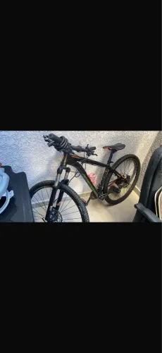 Vendo semi nova 