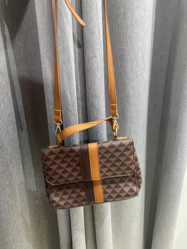 Bolsa média Santinato nova