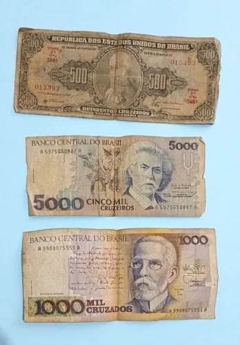 Nota antiga de dinheiro