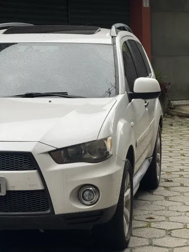 Mitsubishi Outlander 2.0 16V 160cv Aut. 2012