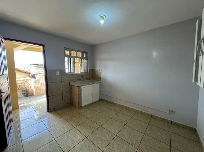 Casa com 1 dormitório para alugar, 45 m² por R$ 842/mês - Vila Junqueira - Santo André/SP