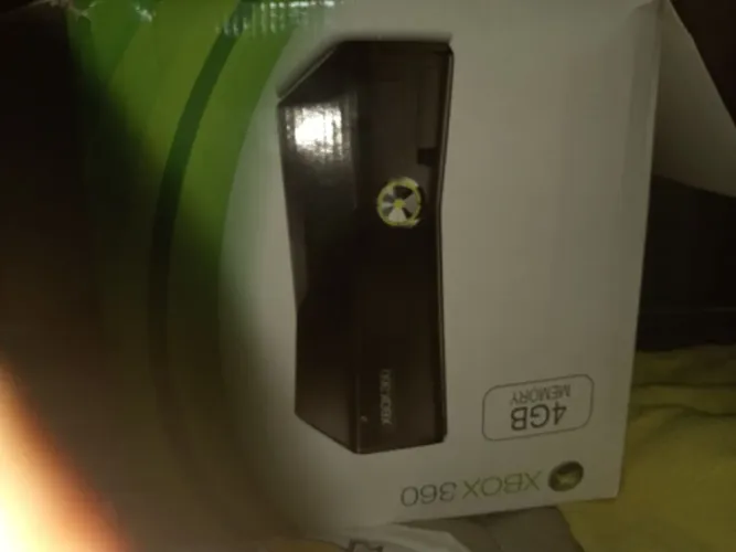 Xbox 360 funciona perfeitamente mais demora 6 ou 7 minutos para ligar tbm pode ser sujeira