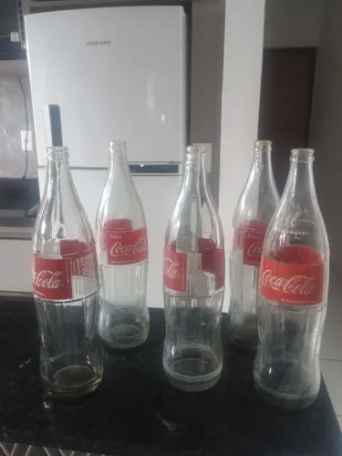 Vasilhames coca cola de vidro 1 litro são 5 peças 