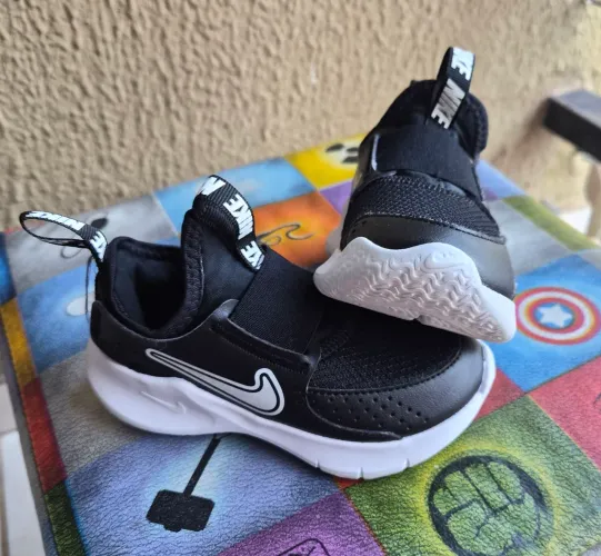Tênis Nike infantil