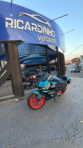 Yamaha YZF R-3 321 2024