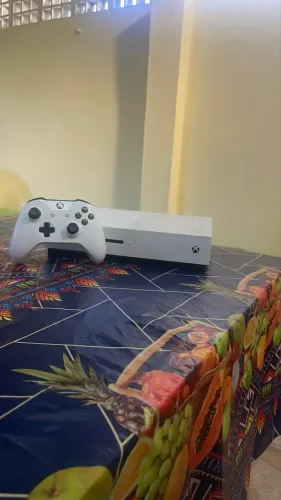 XBO ONE S 1 TB