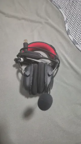 Fone de Ouvido/Headset - Zeus X H510 RGB