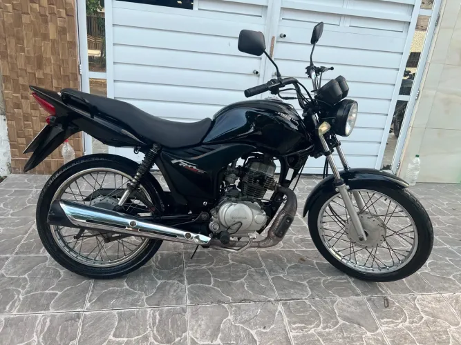 Vendo ótima moto