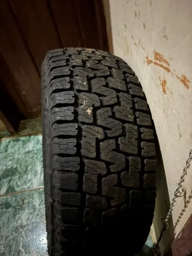 Pneu novo Pirelli Scorpion 